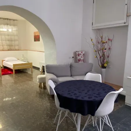 Apartment Zadarska *